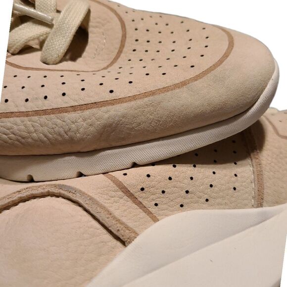 Gentle Souls Raina Leather Butter Light Jogger Sneaker | 9.5 - Picture 11 of 14